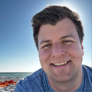 Meet your Posher, Zach